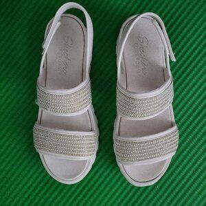 Sketchers Woman's White Sequined Sandals Size 9